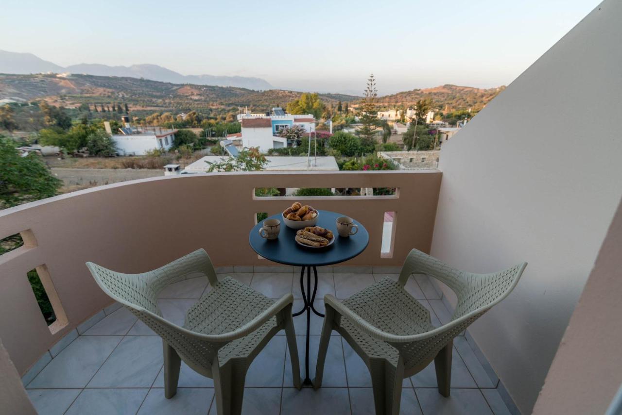 Filia Apartments Pitsidia Dış mekan fotoğraf