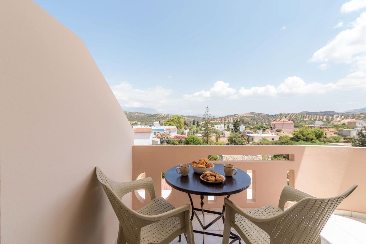 Filia Apartments Pitsidia Dış mekan fotoğraf