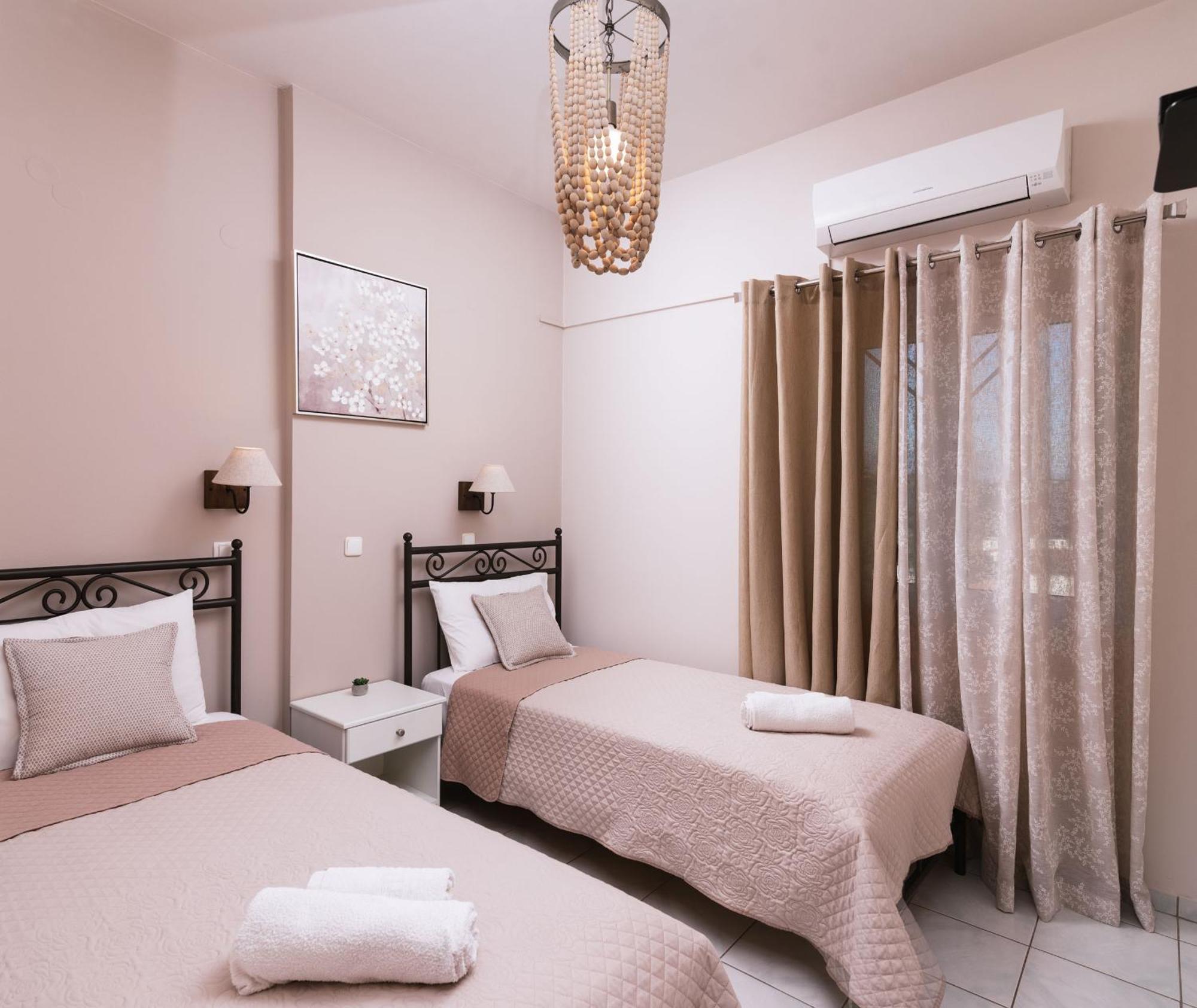 Filia Apartments Pitsidia Dış mekan fotoğraf