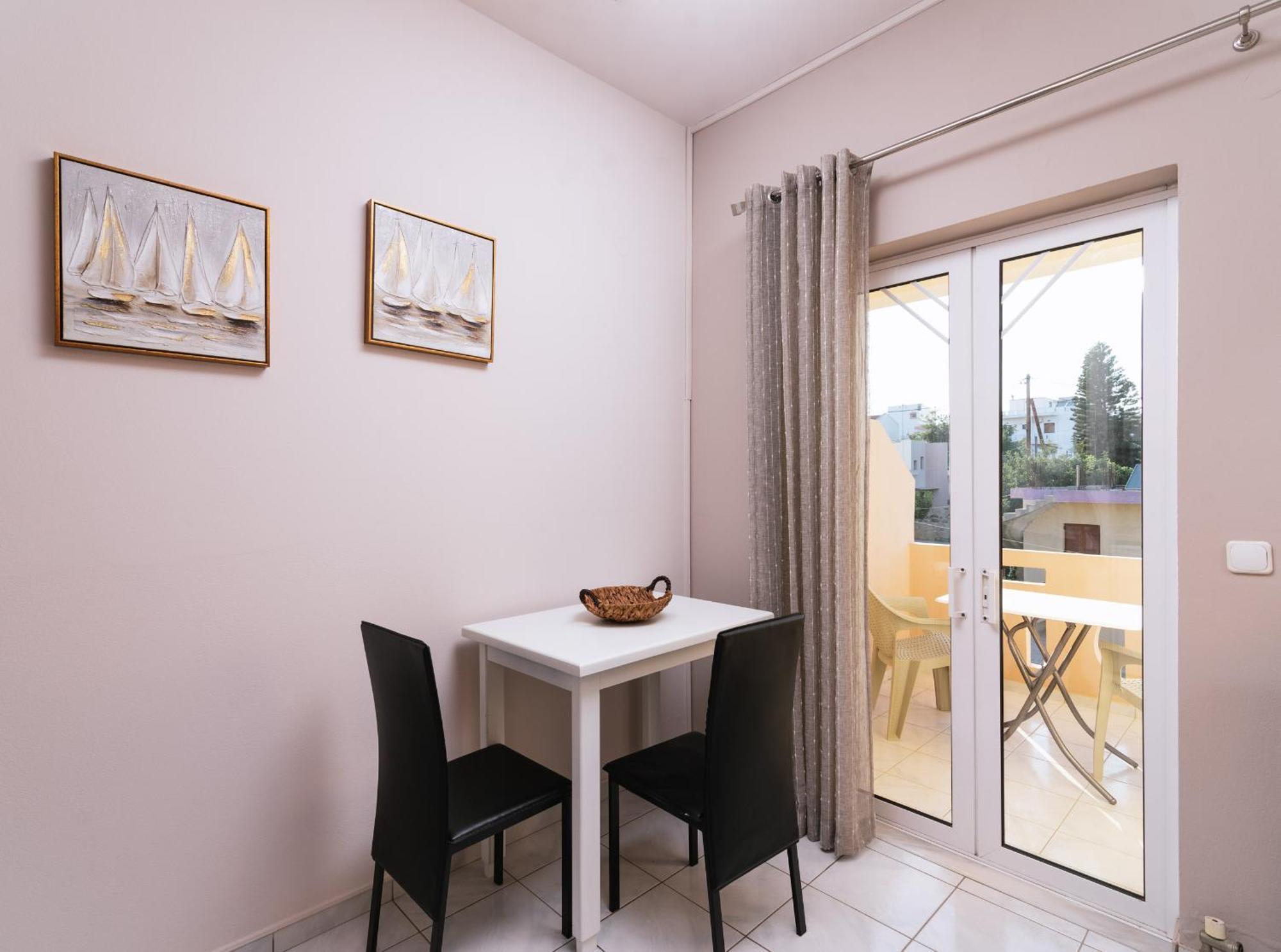 Filia Apartments Pitsidia Dış mekan fotoğraf