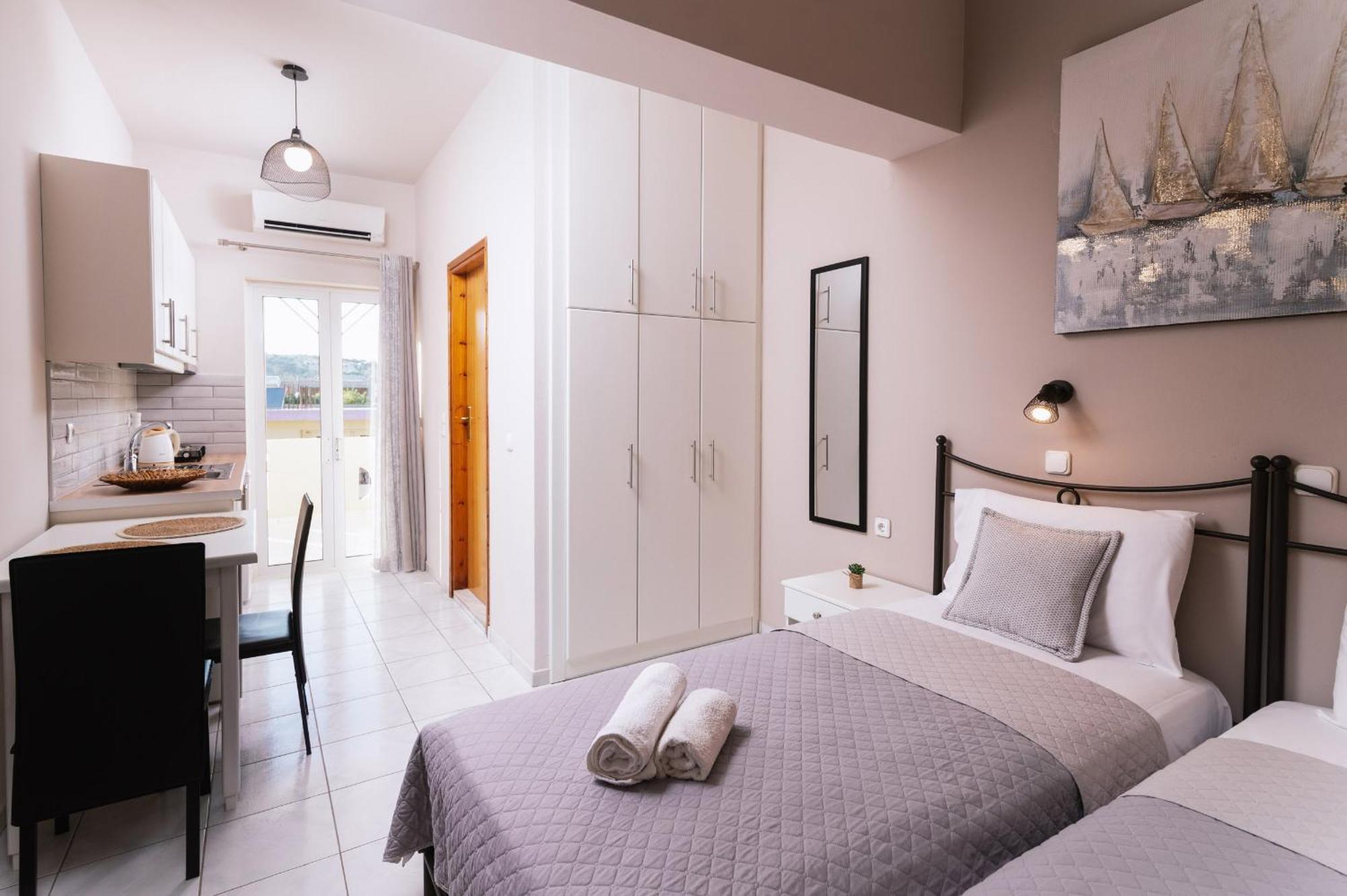 Filia Apartments Pitsidia Dış mekan fotoğraf